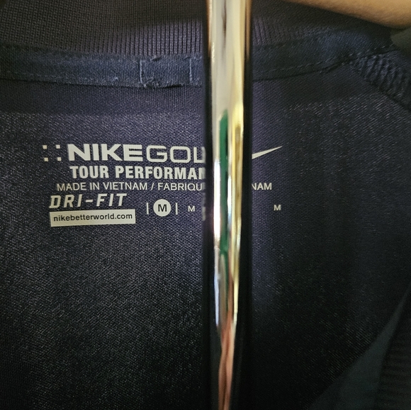 Nike Golf Tour Performance dri-fit Villanova Basketball polo - Picture 2 of 5